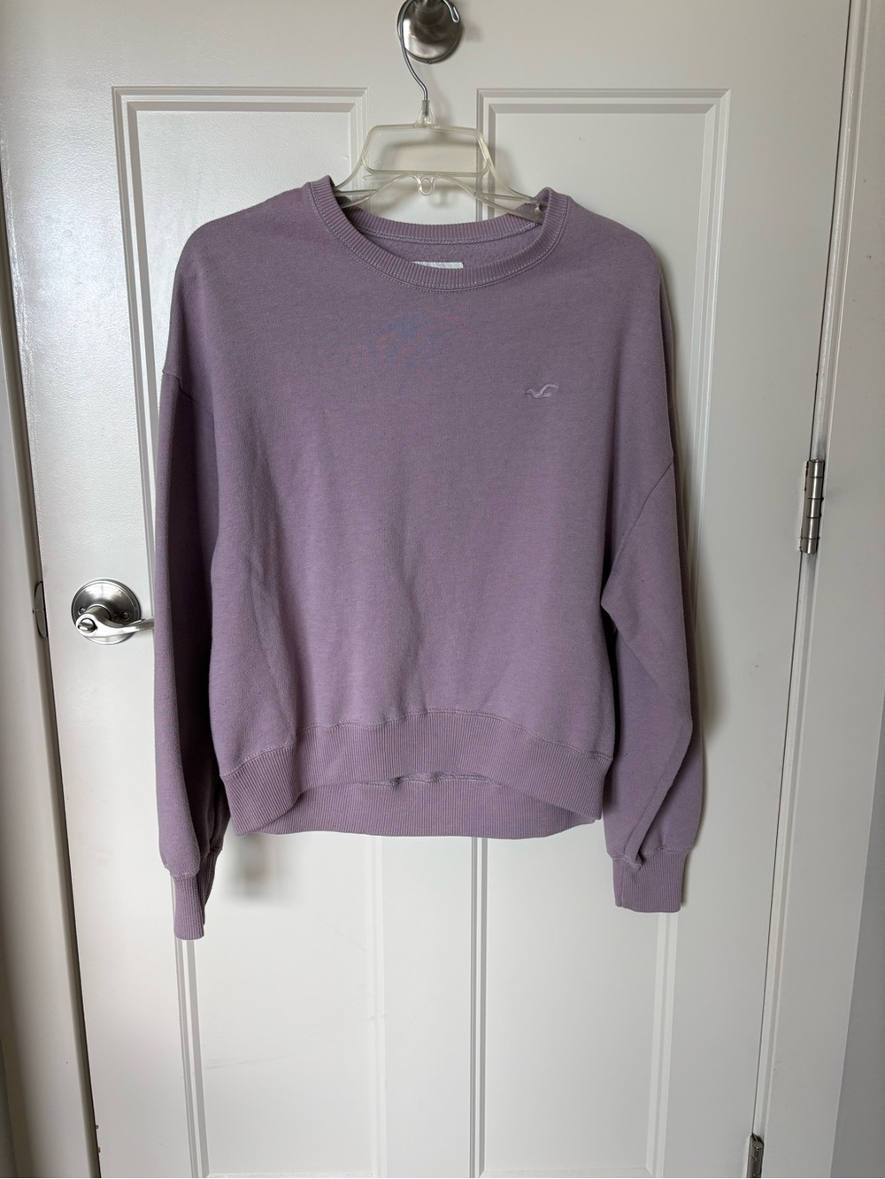Hollister Lavender Crewneck Pullover Sweatshirt